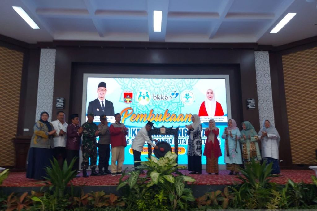 Pemkot Bukittinggi gelar Sekolah Keluarga Angkatan V&nbsp;2024