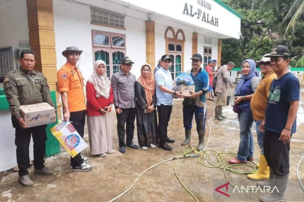 Jajaran Perangkat Daerah Sawahlunto Menyumbang Bantuan Untuk Korban&nbsp;Bencana