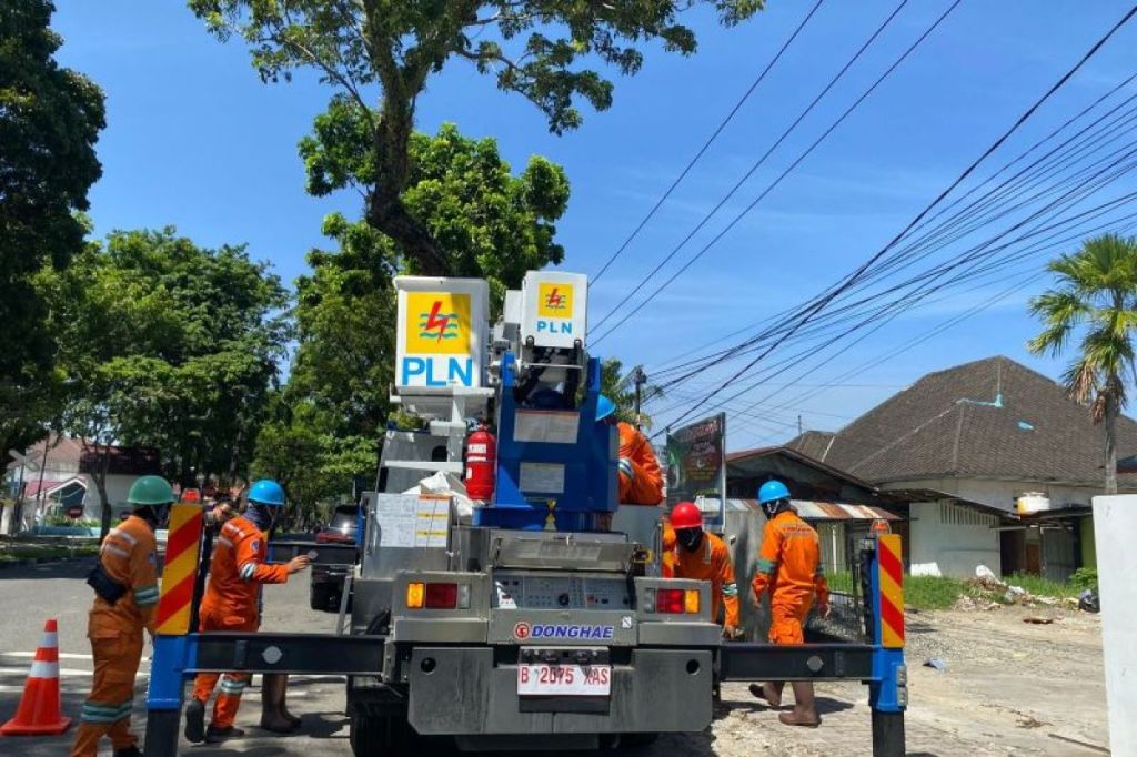 PLN sukses amankan pasokan listrik selama kunjungan Menteri ESDM di&nbsp;Sumbar