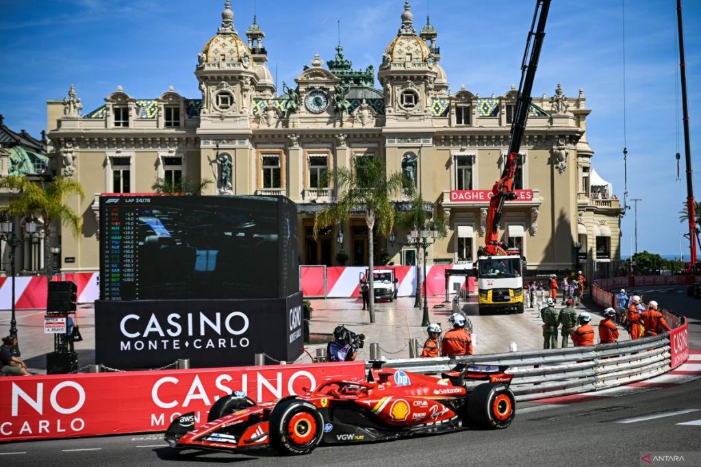 Klasemen F1: Charles Lecrerc pangkas poin dari Verstappen di&nbsp;puncak