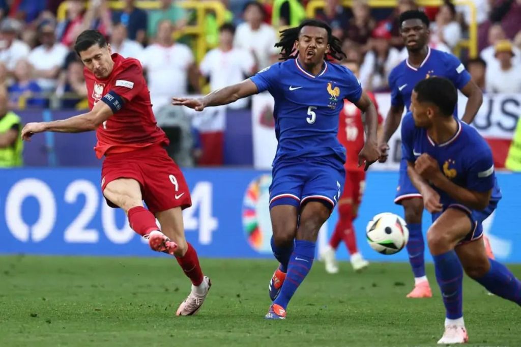 Prancis ke 16 besar meski bermain imbang 1-1 lawan&nbsp;Polandia