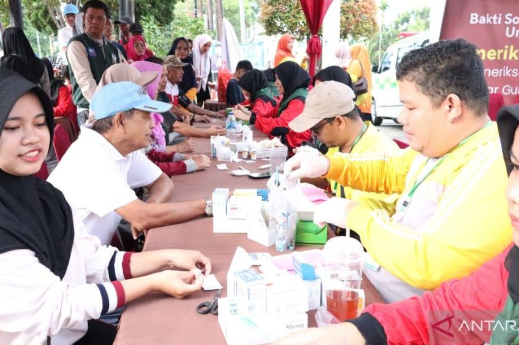 Unbrah Gelar Pemeriksaan Kesehatan Gratis di CFD Padang Peringati 30&nbsp;Tahun