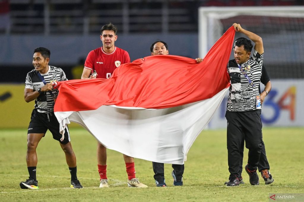 Jens Raven sangat emosional setelah bawa Indonesia juara AFF&nbsp;U-19