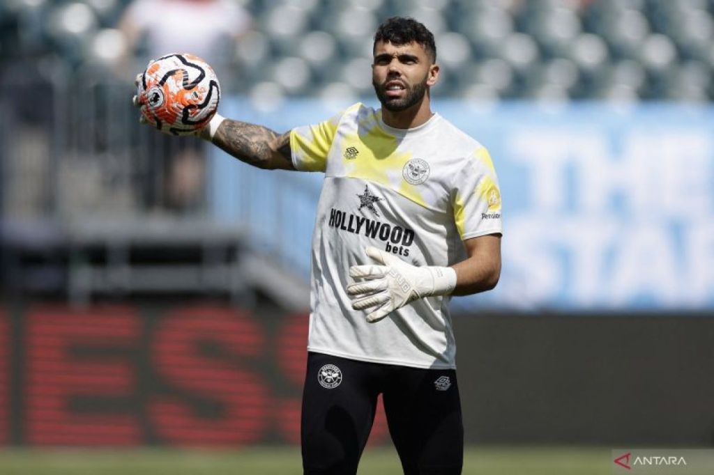 Arsenal resmi permanenkan David Raya dari&nbsp;Brentford