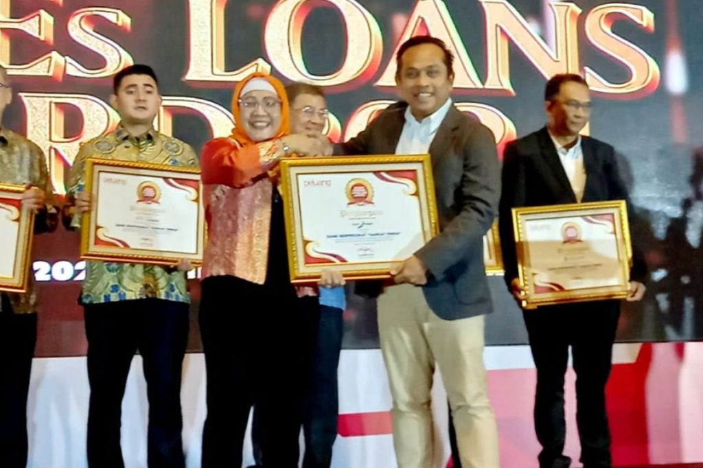 Bank Nagari sabet predikat tertinggi “Sangat Prima” sebagai bank peduli&nbsp;UMKM